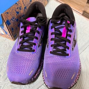 Brooks Ghost 14 womens size 9